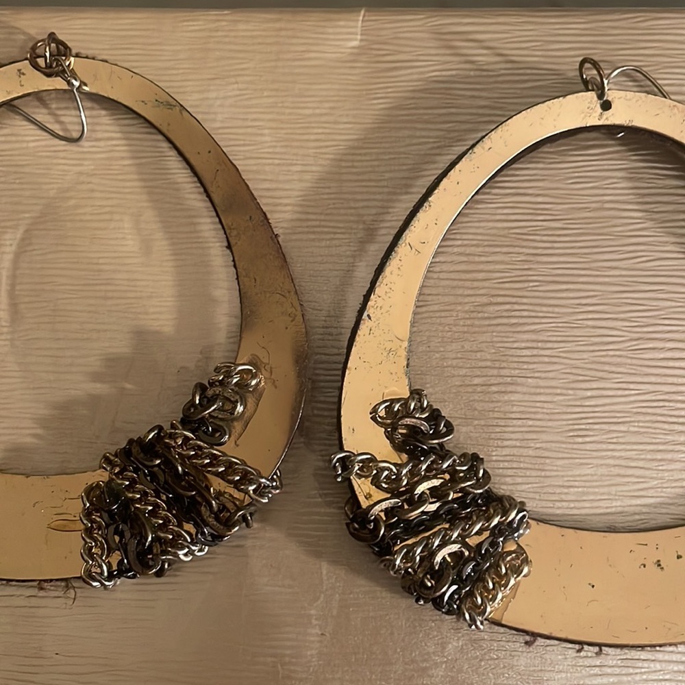 Triangular Hoop Earrings - Picture 5 of 10